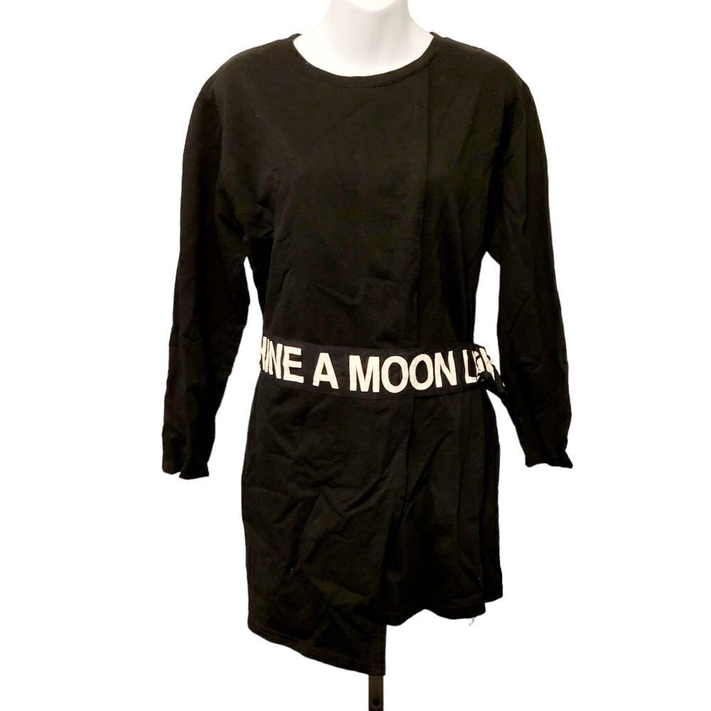 2/$20 Vintage Y2K Shine A Moon Light Black Top Sweatshirt Size: M